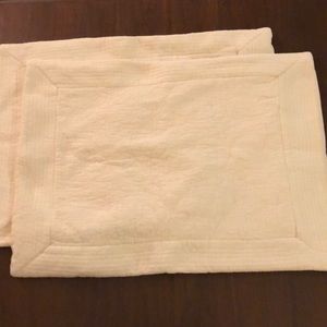 Pair standard quilted Tommy Bahama pillowcases